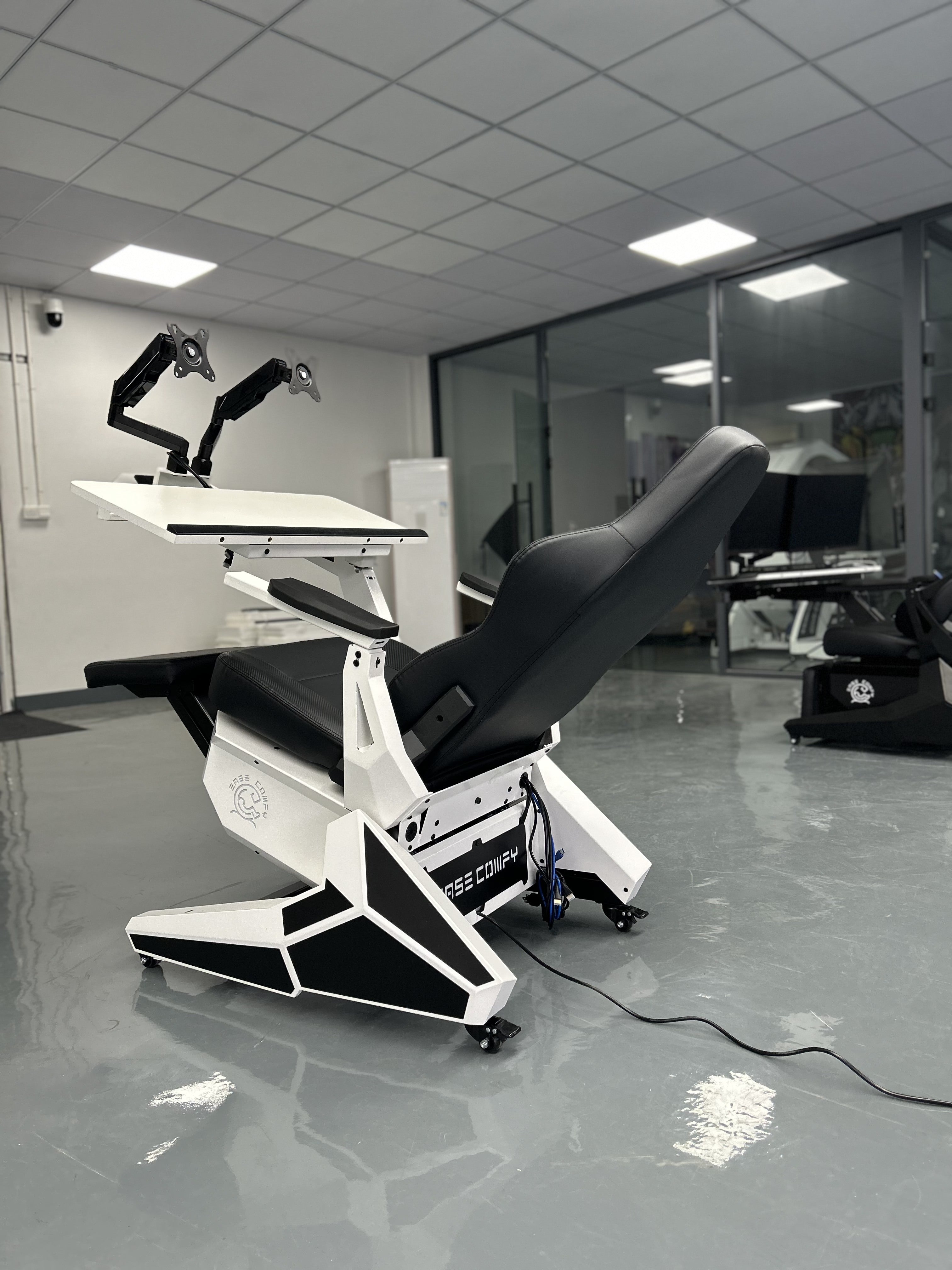 Ease Pod Pro Gaming Cockpit - Side view showing reclined position